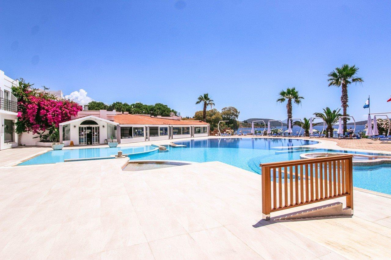 Hotel Club Muskebi Bodrum Exterior foto