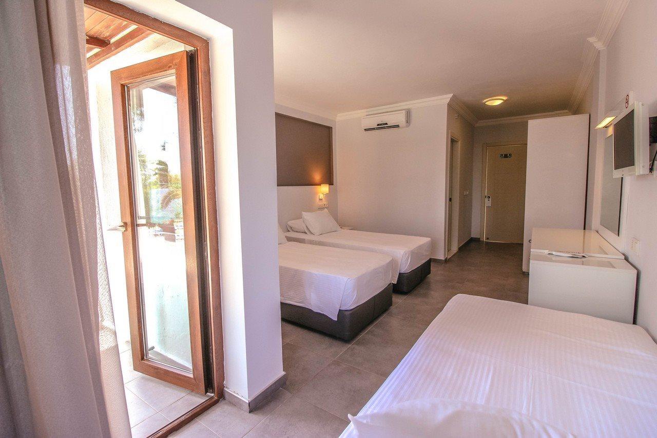 Hotel Club Muskebi Bodrum Exterior foto